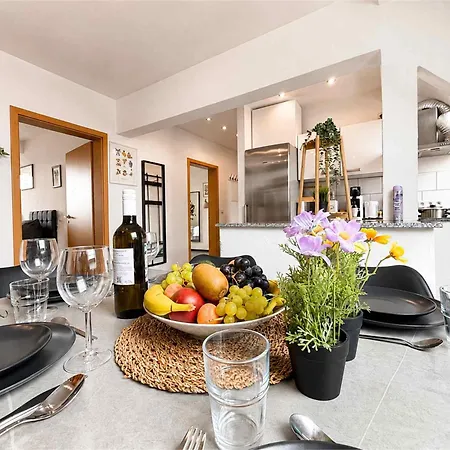 Zentral Mit 3 Schlafzimmern Und Dachterrasse * Essen