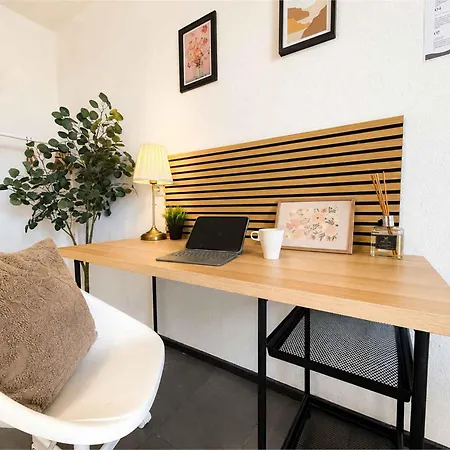 Zentral Mit 3 Schlafzimmern Und Dachterrasse Appartement