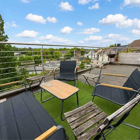 Zentral Mit 3 Schlafzimmern Und Dachterrasse *