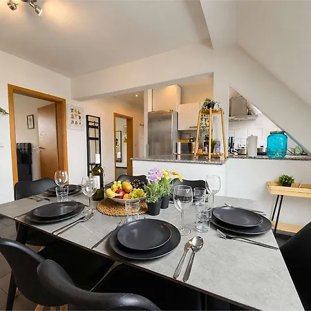 Appartement Zentral Mit 3 Schlafzimmern Und Dachterrasse *