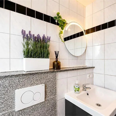 Appartement Zentral Mit 3 Schlafzimmern Und Dachterrasse *
